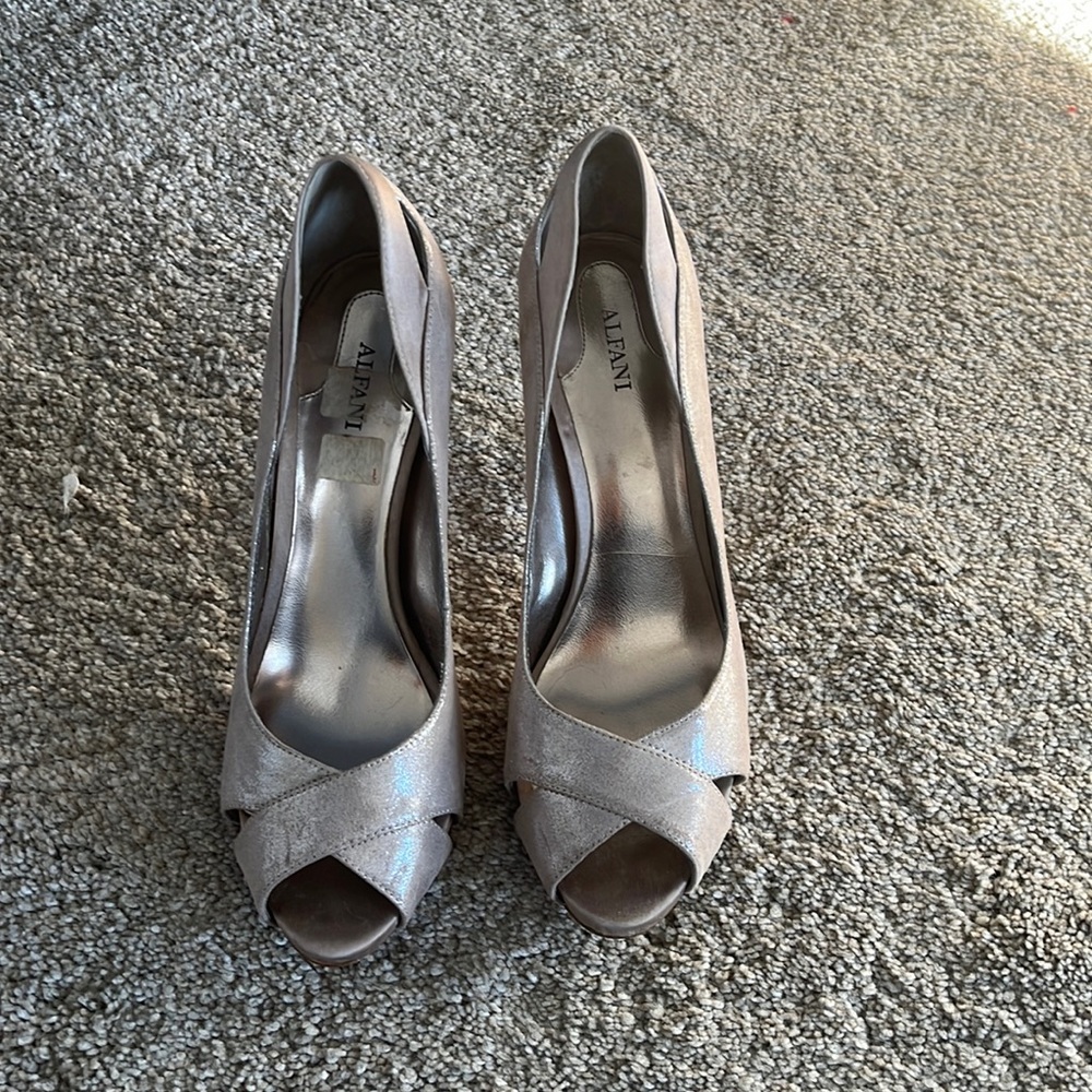 Alfani dress shoes, size 8.5